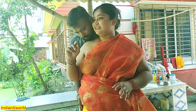 La Primera Vez De Cfnm Bhabhi Con Devar En Video Tamil