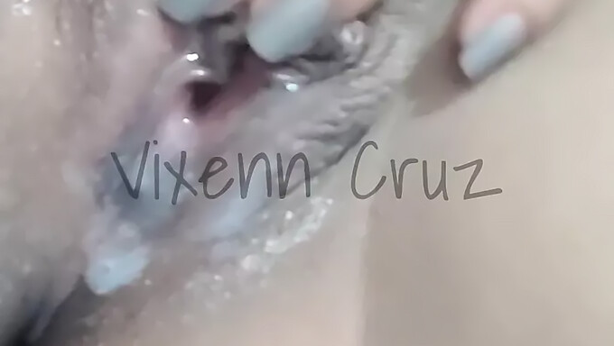 Filipina Girl'S Real Orgasm And Big Clit In New Viral Video