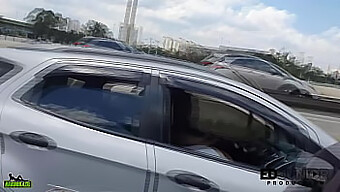 Brasileira Angel Takemura Faz Oral Em Carro Em Marginal Pinheiros